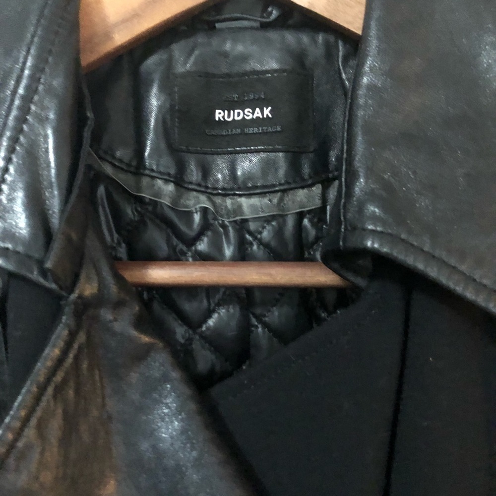 ⭐️HP⭐️ RUDSAK Leather & Black coat size Xsmall. - Picture 7 of 8